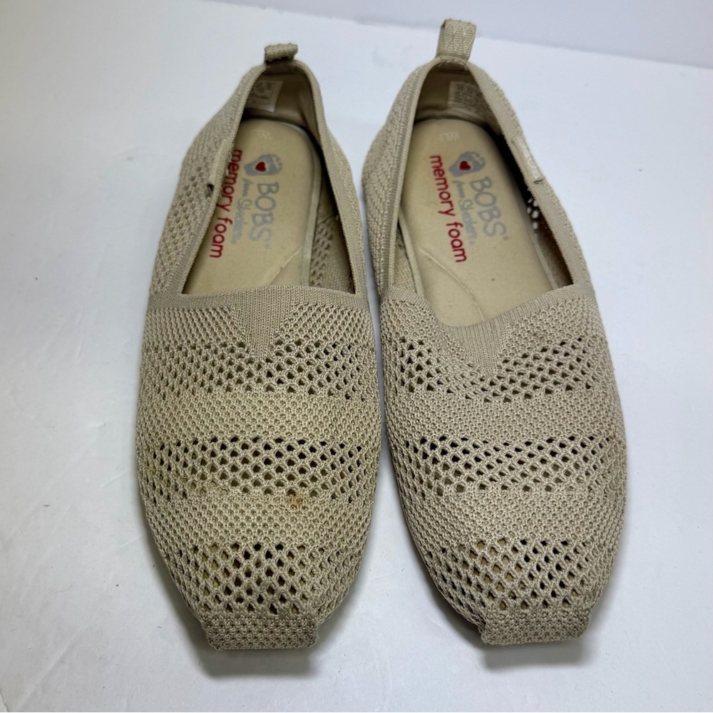 Skechers BOBS Plush slip-on flats,the Twiggy or Peace and Love Natural 6.5